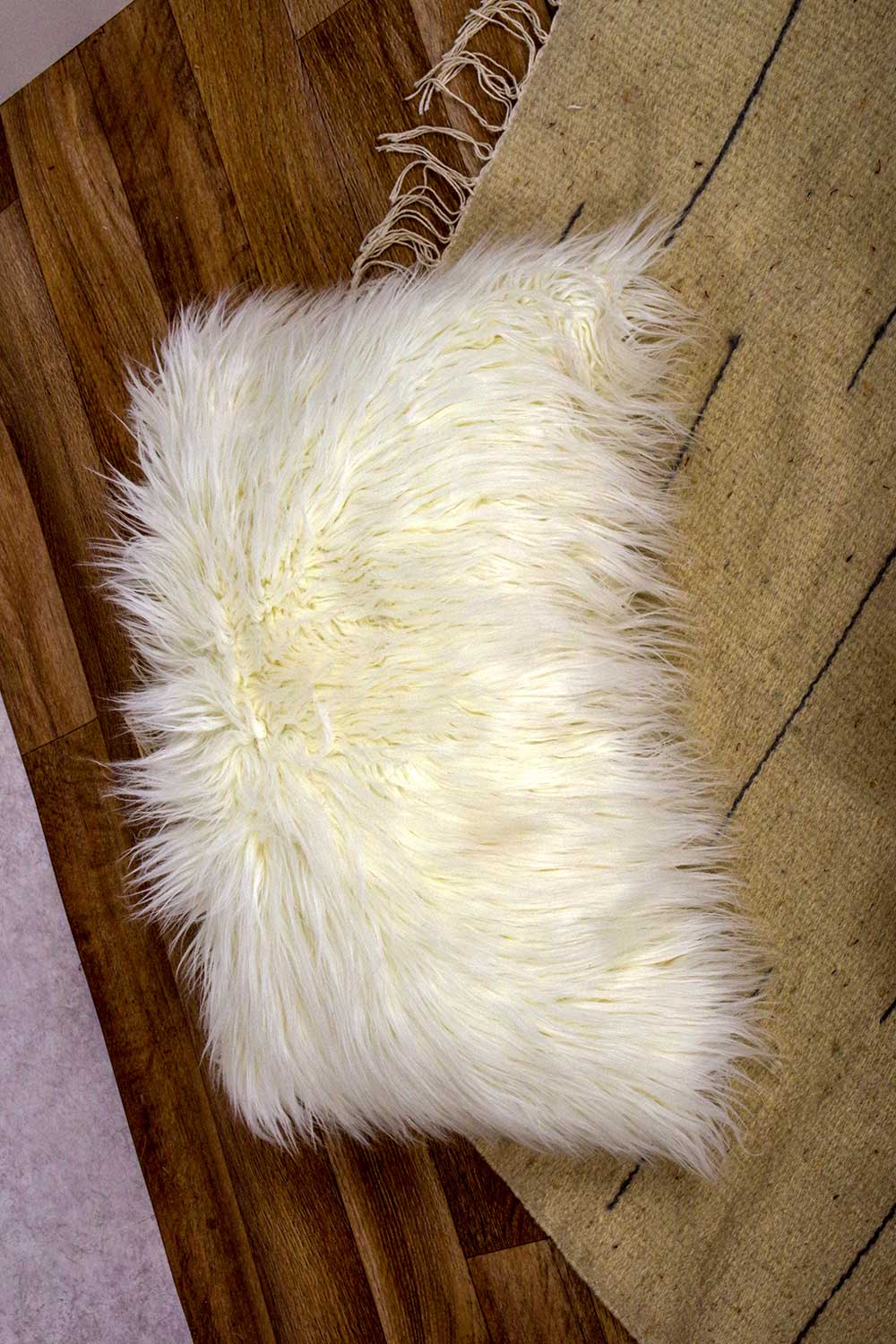 Fine and Pure Real Natural Fur Cushion